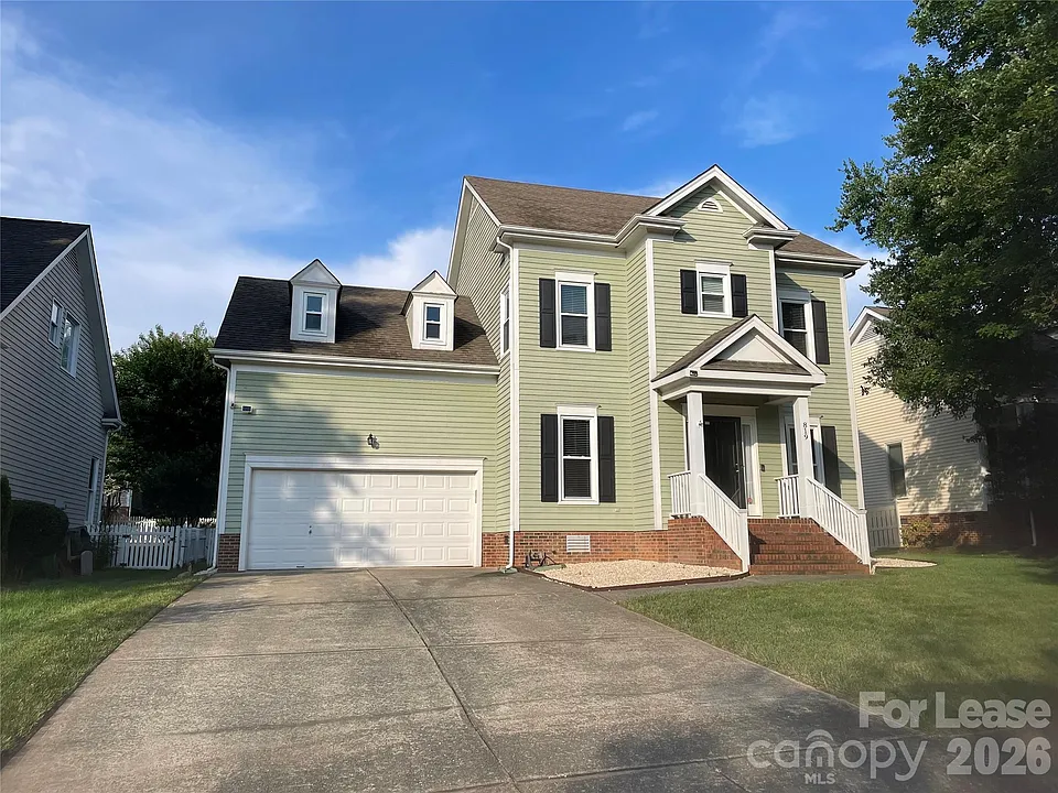 819 Stargard Ct