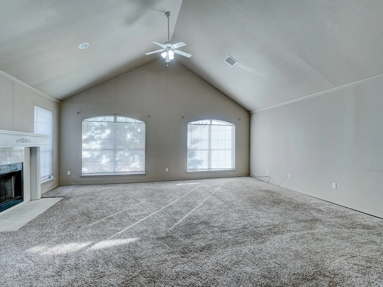 2733 Tealwood Drive - 1 — Photo 2
