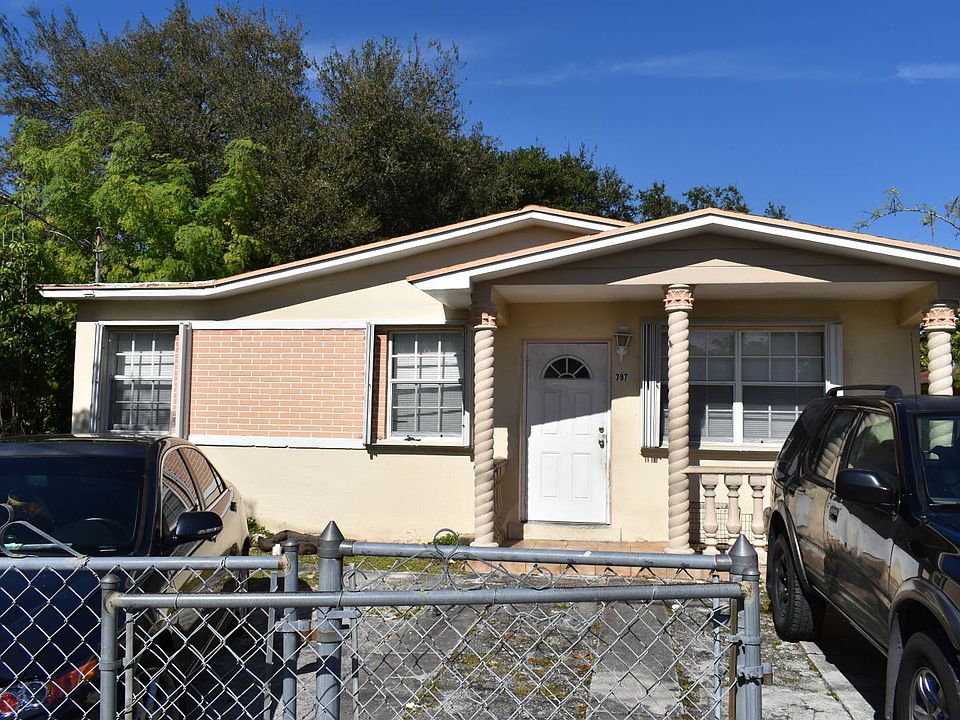 1st image of 793 & 797 NW 55th Ter