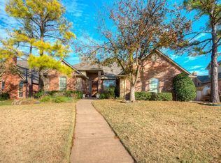 2740 Century Dr, Edmond, OK 73013