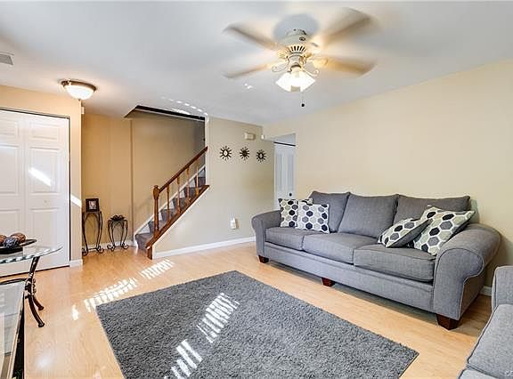 4th image of 752 Sturgis Dr #752