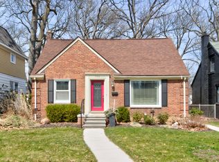 706 Catalpa Dr, Royal Oak, MI