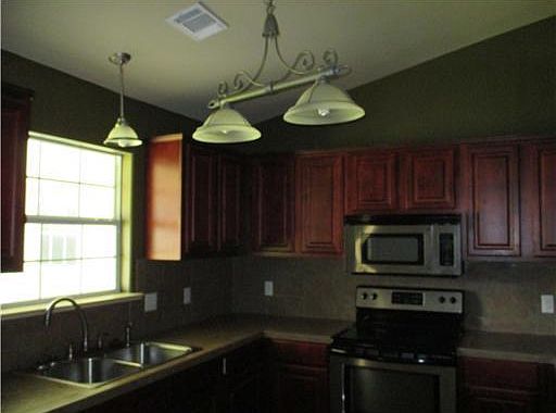 4th image of 2501 Honduras St