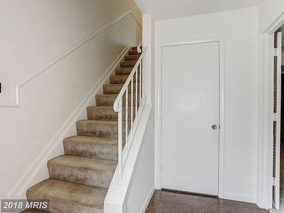 3rd image of 13715 Penwith Ct