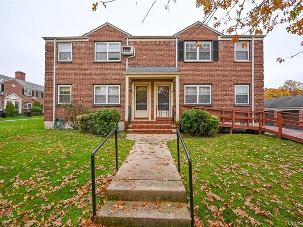 69-25 215th #A, Bayside, NY 11364