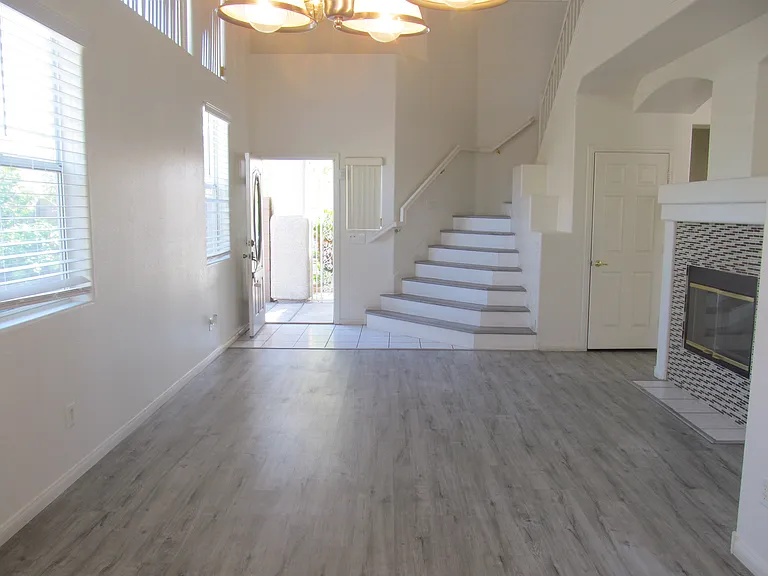9600 Rainfall Ave — Photo 6