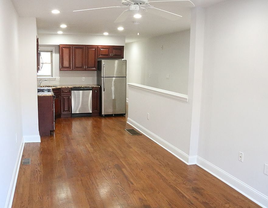 Living Room & Kitchen