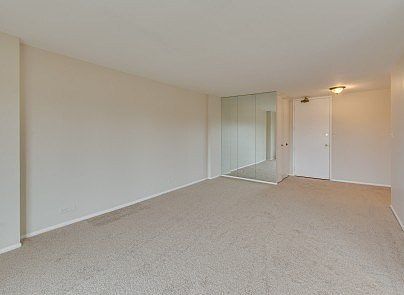 5th image of 7141 N Kedzie Ave APT 312