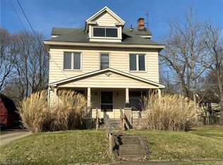 1452 Elm St, Youngstown, OH