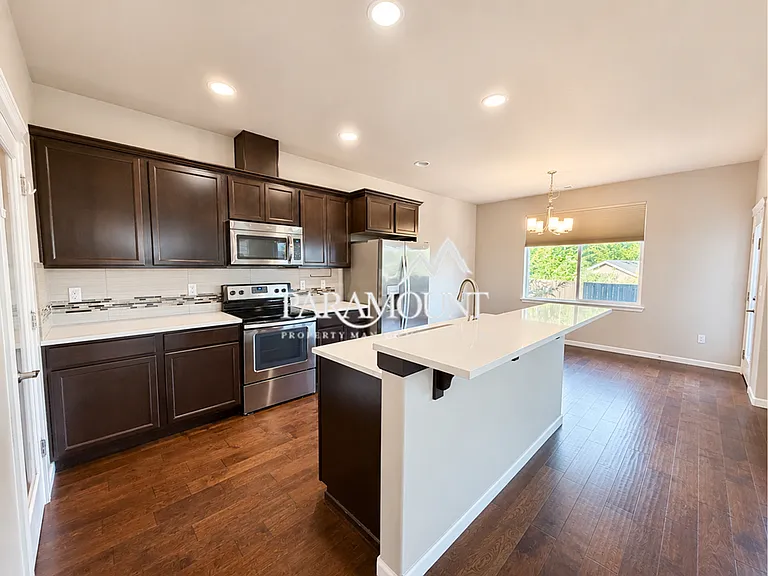 3741 Maritime Dr SW — Photo 3