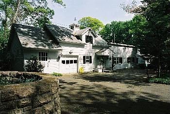 1st image of 24 Midwood Dr