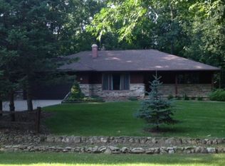 3690 Park Lane Dr, Neenah, WI 54956