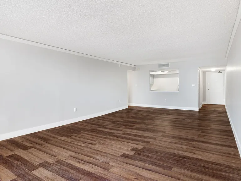 17920 Gulf Blvd #205 — Photo 11
