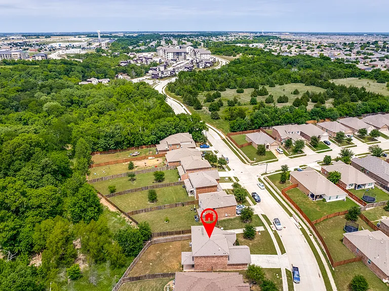 1608 Persimmon Dr — Photo 30