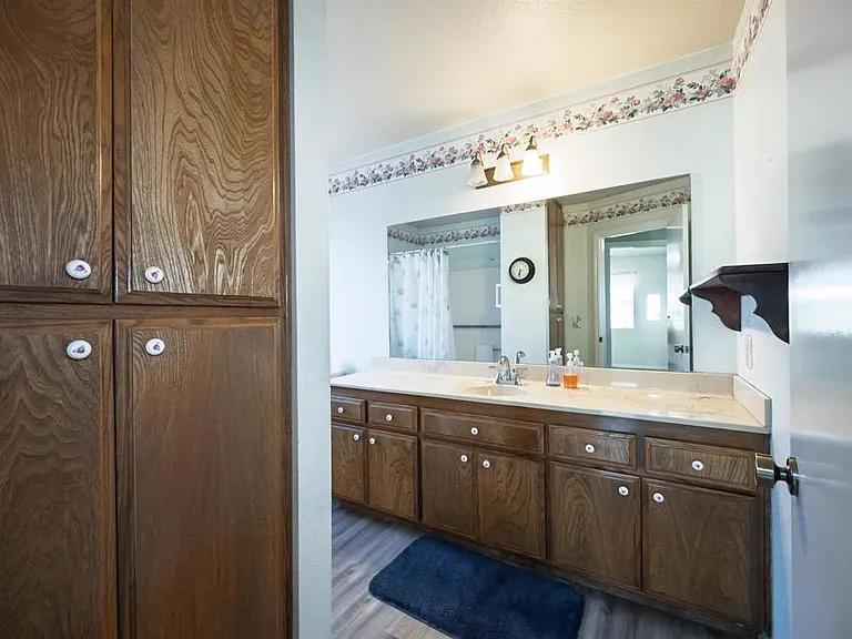 1811 Lynx Gln — Photo 15