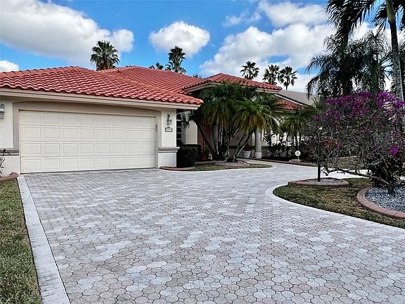 2nd image of 4919 NW 106th Avenue