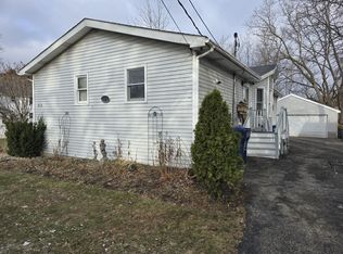 416 Ravine Ave, Waukegan, IL 60085