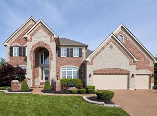 1032 Castleview Ct, Saint Charles, MO