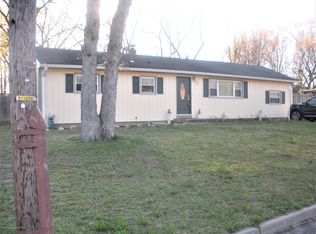 17 Arlyn Dr, Howell, NJ