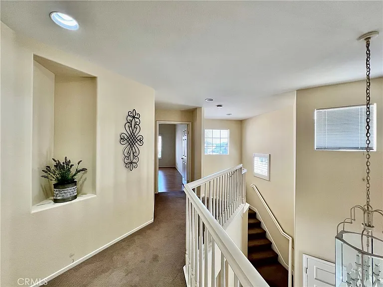 15201 Riviera Ln — Photo 17