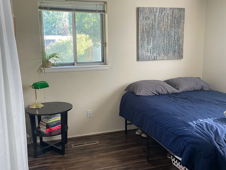 903 W Linden St — Photo 10