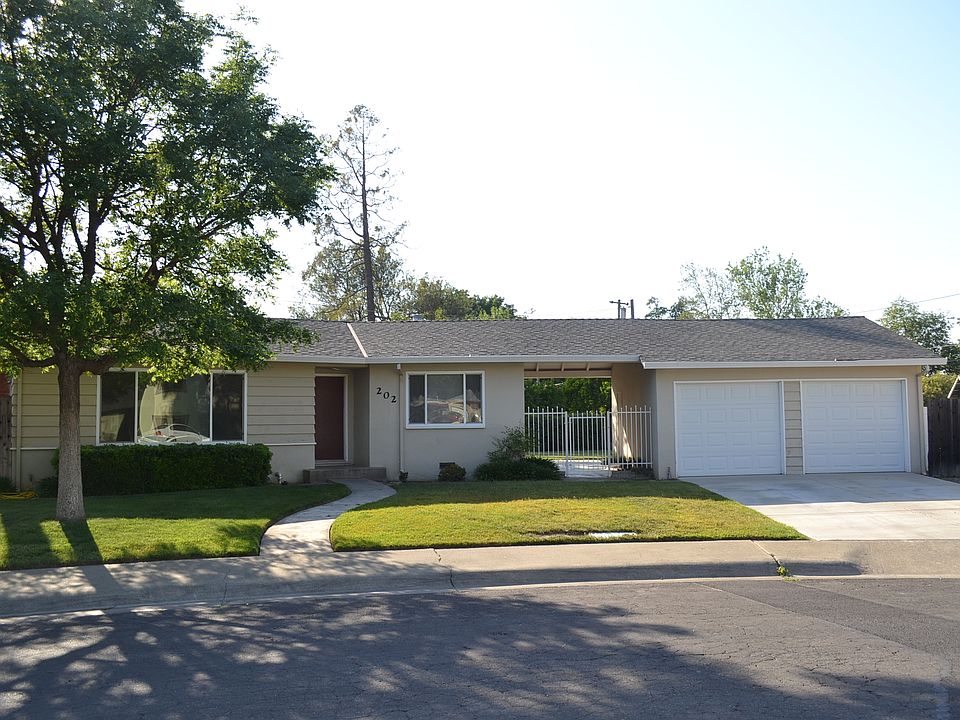 1st image of 202 Maedell Way