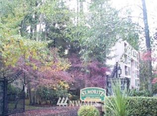 15508 Country Club Dr SE #PENTHOUSE 6, Bothell, WA 98012