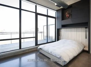 19 River St #505, Toronto, ON M5A3P1