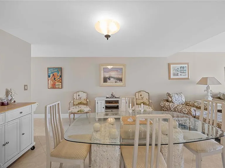 3443 Gulf Shore Blvd N #707 — Photo 13
