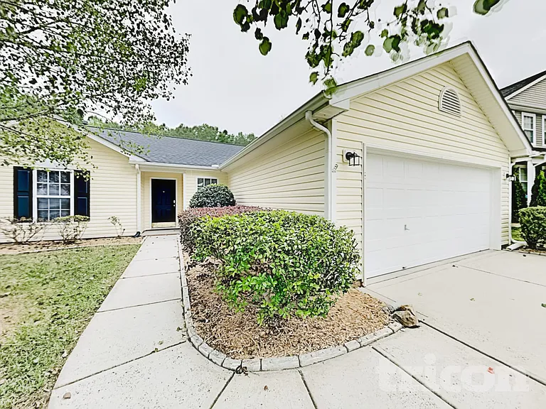 2644 Captains Watch Rd NE — Photo 1