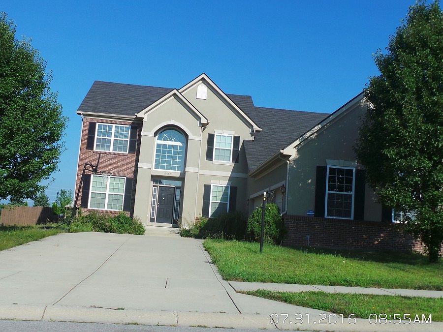 1st image of 8764 N Autumnview Dr