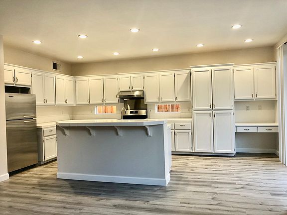 2nd image of 3240 Marbrisa Ct