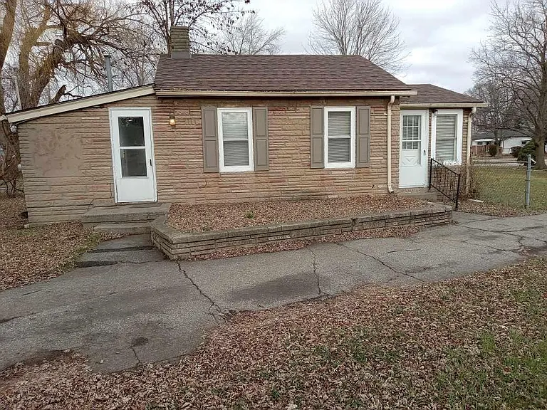 26721 Wenfield St — Photo 13
