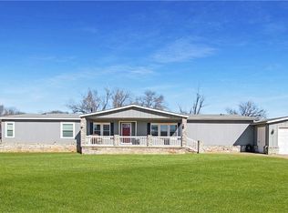 807 Whiteshield St, Hammon, OK 73650