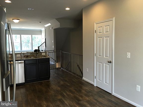 4th image of 408 Woodstream Cir #32136