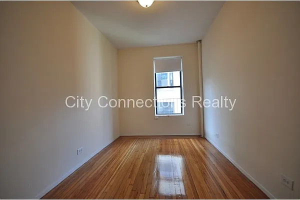 Rented by City Connections Realty | media 9