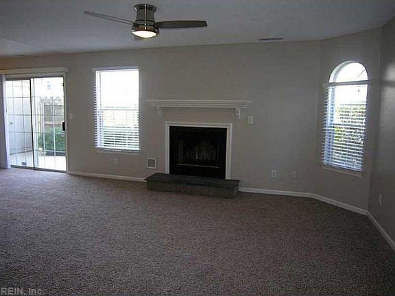 3rd image of 1640 Pattington Cir