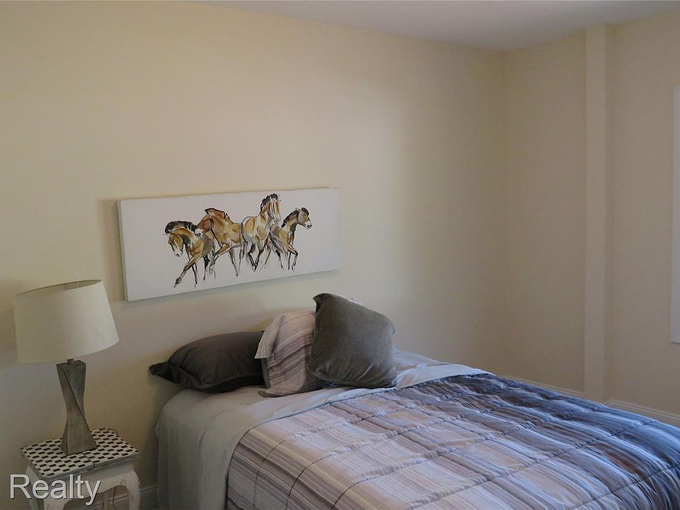 16558 Haggerty Rd, photo 26