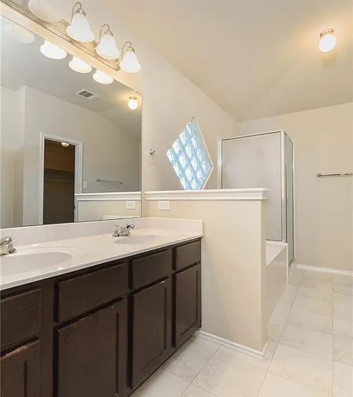 2103 Ryan Dr — Photo 18