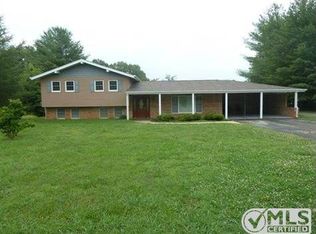 34 Aedc Lakeview Rd, Estill Springs, TN 37330
