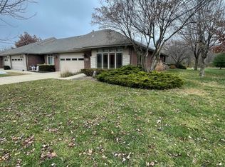 104 River Run Dr, Saint Anne, IL 60964