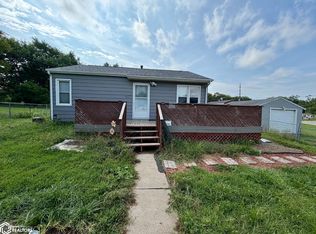 612 W Jefferson Ave, Fairfield, IA 52556