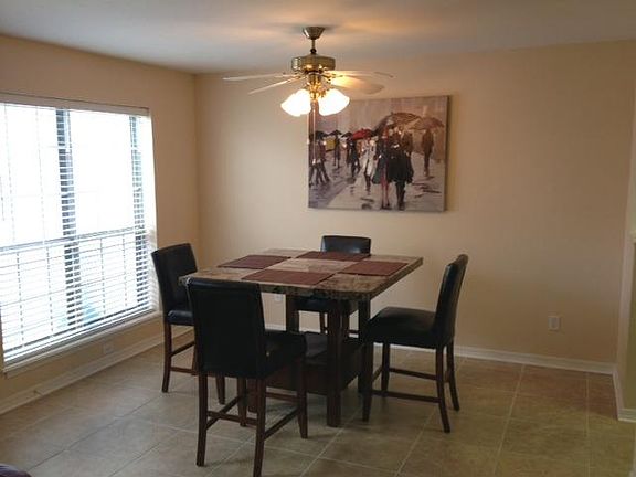 2nd image of 10038 Stratmore Cir