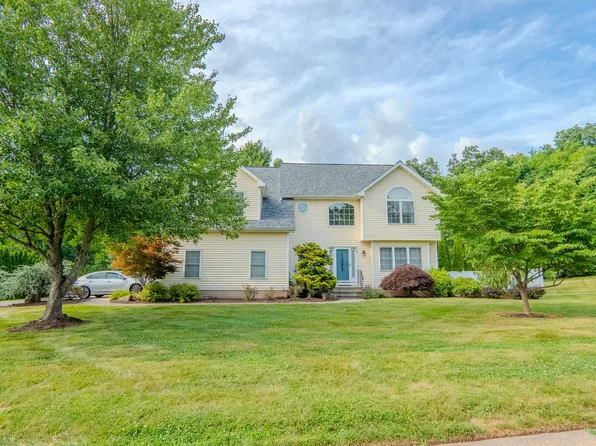 148 Evergreen Road, Cromwell, CT 06416