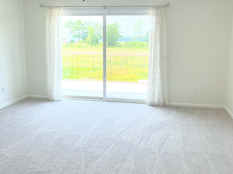 689 Cedar Point — Photo 16
