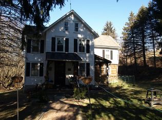 4590 Spring St, Whitehall, PA 18052