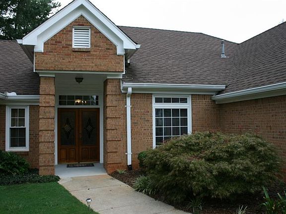 2nd image of 2670 Briarfield Way