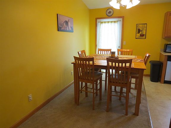 4th image of 65589 Woodbury Dr