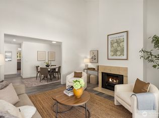 14650 NE 50th Pl APT H-8, Bellevue, WA 98007