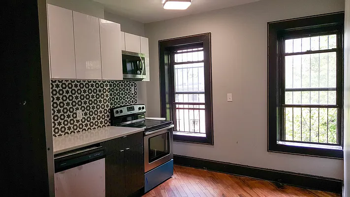 Rented by Blue Egg Realty Corp | media 30